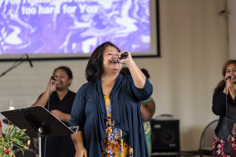 campus-image-central-worship-francine